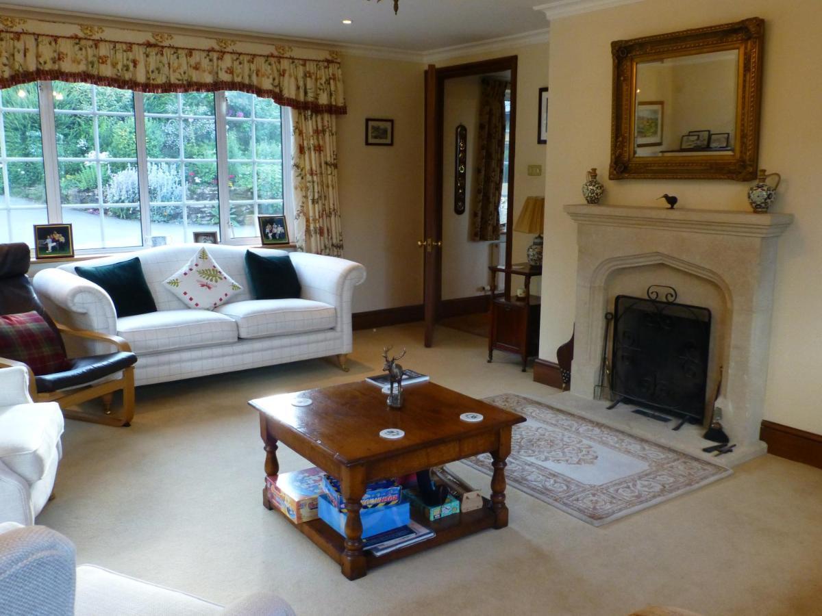 Whiteways Farmhouse Buckland Newton Kültér fotó